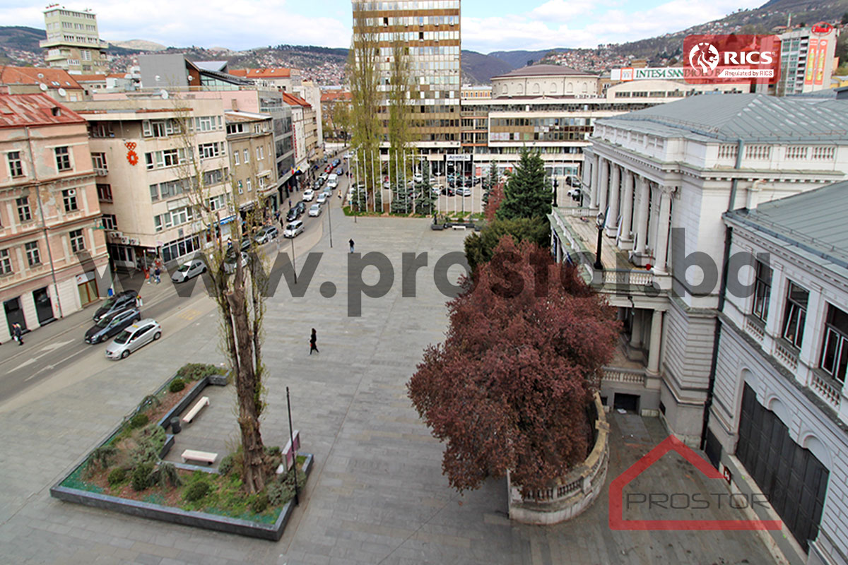 1 Pogled sl1