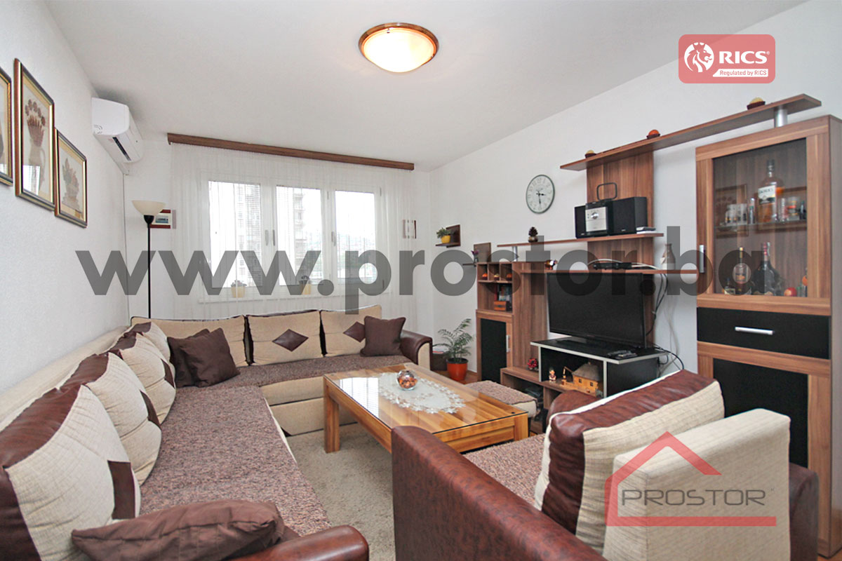 2 Dnevni boravak sl1
