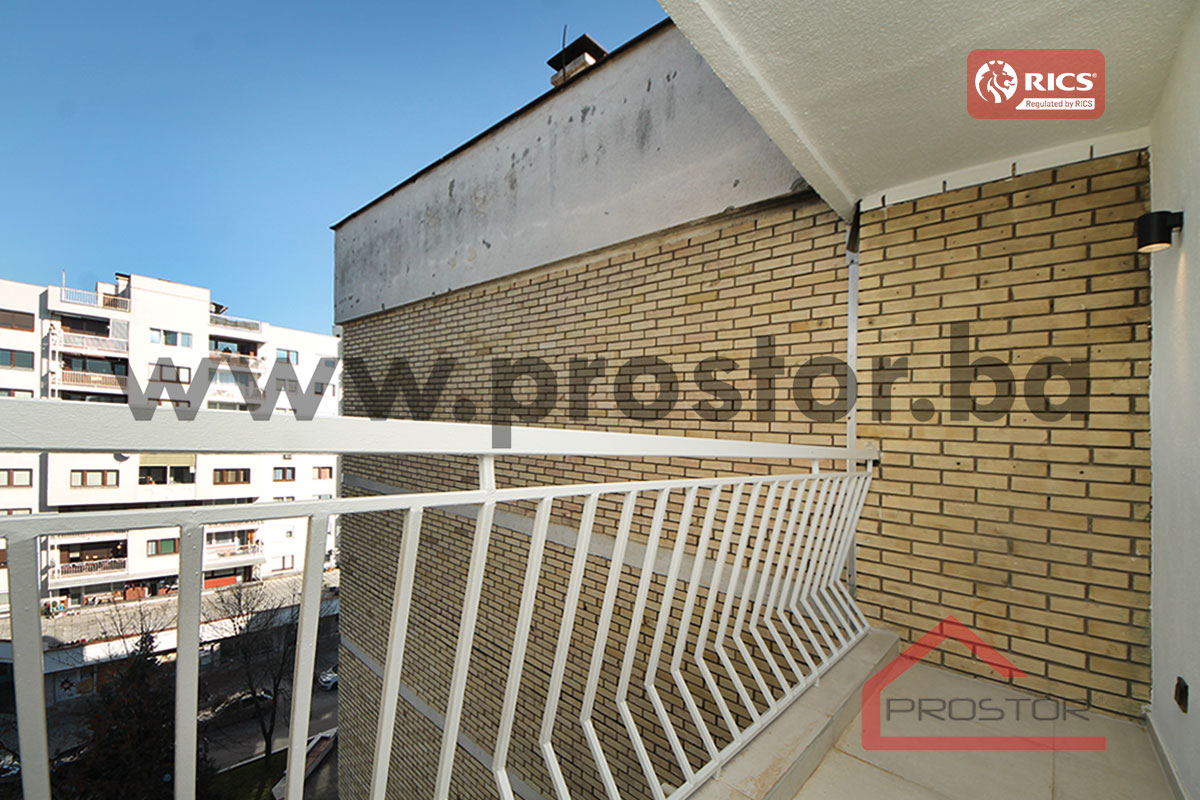 11 Balkon iz spavaće sobe 1