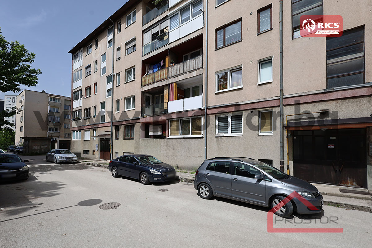18 Zgrada