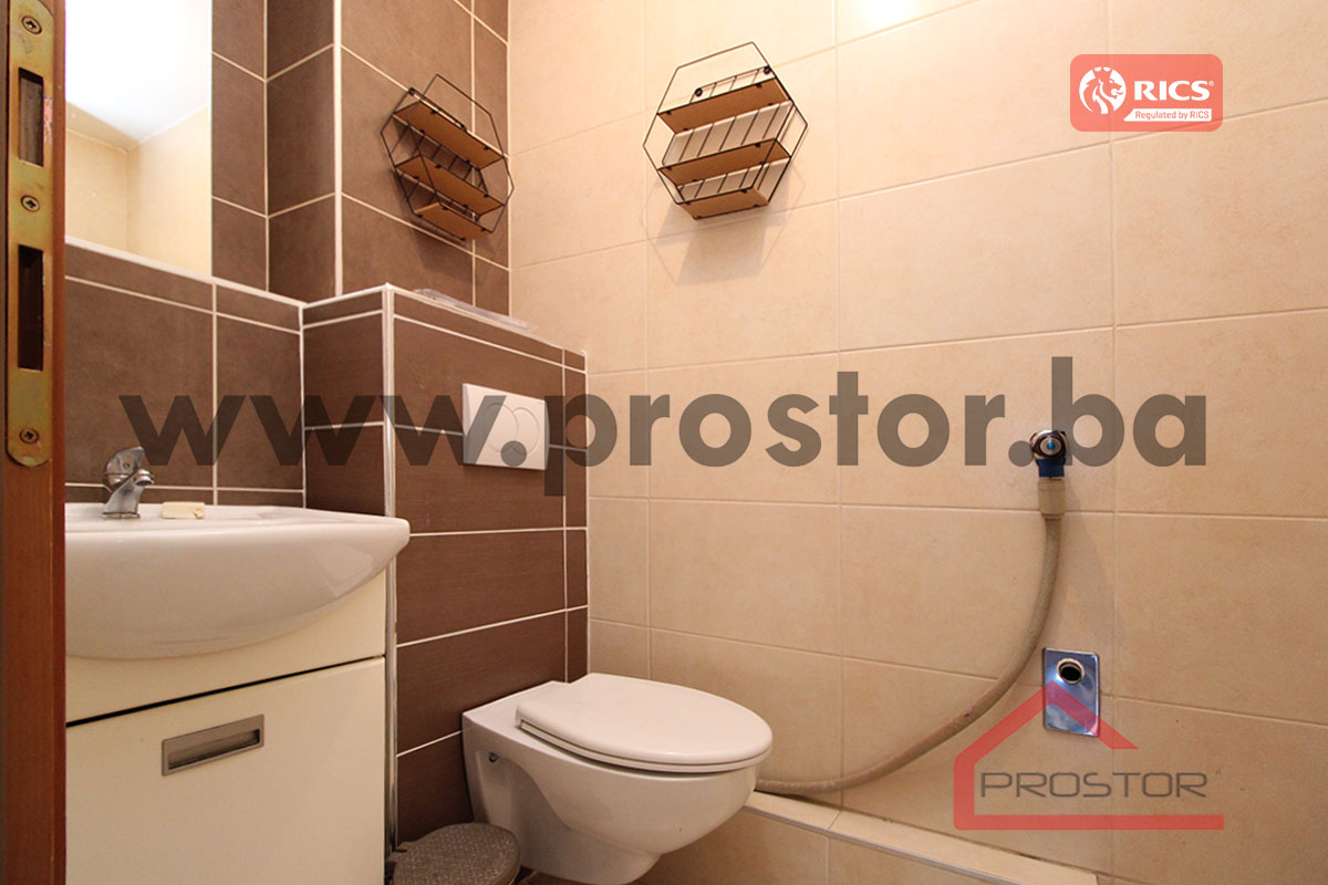 13Toalet-