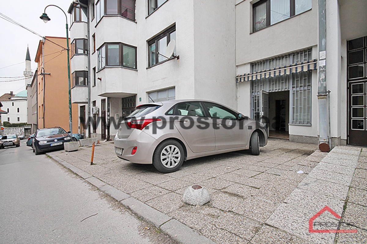 Vanjska i parking prostor