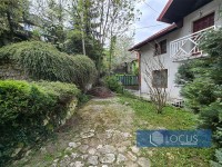 13_ Dvorište