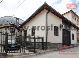 Furnished house with a parking in Mejtas -200m2 - FOR RENT