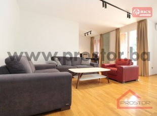 Bright renovated furnished 3BDR apartment with a parking of 93sq.m. in a residential building, Centar, Sarajevo - FOR RENT