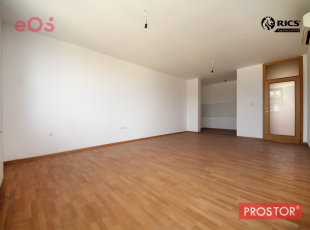 Functional three bedroom apartment with balcony, in a quiet neighborhood Vrtovi Sunca, in municipality Center, Sarajevo. VR