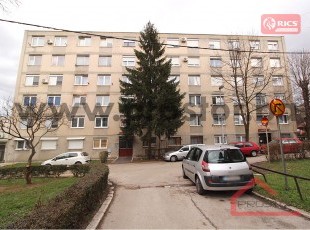 Studio apartment 32 sq.m. in a residential building, Švrakino - FOR SALE