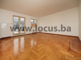 NEW BUILDING BJELAŠNICA! Two-story, three-room apartment with a terrace and a view of the slopes in a building of excellent construction quality!