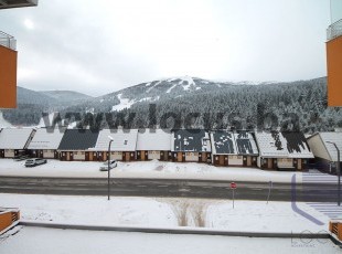 NEW BUILDING BJELAŠNICA! Two-room apartment with a fantastic view and excellent layout in a smaller apartment building, Babin do