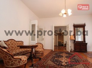 Furnished or unfurnished 4BDR bright apartment 178sq.m. in a residential building, Mejtas, Sarajevo - FOR RENT