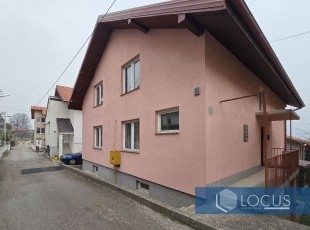 Three-story house with a gross area of 250m2 on a plot of 250m2 in an accessible location just a few minutes from Marijin Dvor, Velešići, Novo Sarajevo
