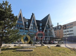 Quality equipped, three-bedroom apartment with a balcony, garage and storage room, located in the most attractive location in the Babin do apartment complex, Bjelašnica
