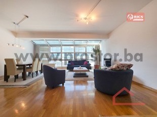 A three-room apartment with a registered area of 121m2 is for rent, on the 1st floor in Hamdije Kreševljakovića Street, Centar Municipality.
