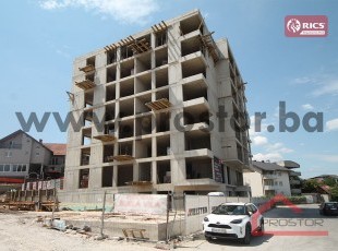 NEW BUILDING LOTUS 24, NEDŽARIĆI! Comfortable two-room apartment with dual orientation and balcony, in a new residential-commercial building under construction, located in a prime location suitable for a peaceful and comfortable daily life. DISCOUNTS UP T