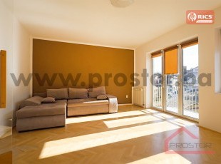 Comfortable two-bedroom apartment, double-oriented, located in a quiet part of the city – Šip neighborhood