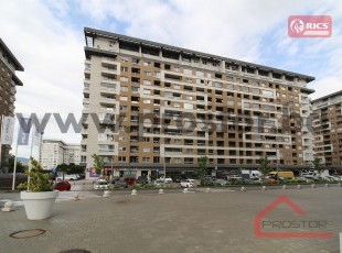 Dvoetažni penthouse sa dvije lođe i impresivnim pogledom, naselje Nova Otoka