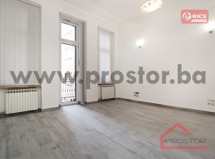 Refurbished unfurnished business premises with 1 parking space near the National Theatre, Sarajevo - FOR RENT