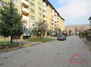 Functional 1BDR Apartment with Balcony on the Sixth Floor at Dobrinja 3, Sarajevo