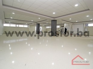 Modern and functional unfurnished business premises in Bacici