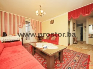  Partially adapted 2BDR apartment with closed balcony on the first floor, Alipasino Polje area - SOLD!