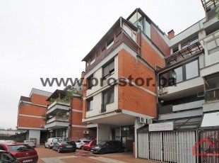 Renovated 2BDR apartment with balcony in building of facade brick in central part of Ciglane - FOR SALE